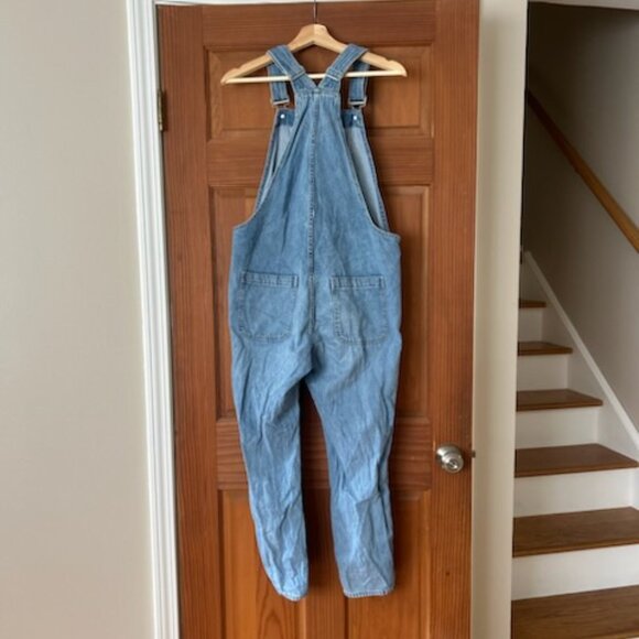 Gap Size Small Overalls - Picture 6 of 6